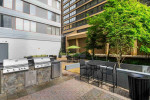 Convenient Studio Great amenities and location!