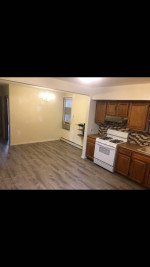 2 br in Journal Square. Walk to Path. No fees
