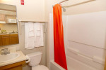 Studio, Close to Freeway, Situated in Alexandria!