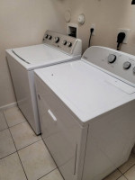 2bedroom/1 bath- in shared townhouse