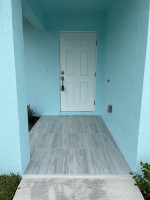 2- car garage border of Ft. Myers - Cape Coral near park boat launch