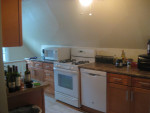 1 Bdrm 3rd flr Dishwasher, Central Air, Offstr Pkg, laundry