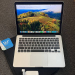 2016 Apple MacBook Pro 13" Retina 3.1ghz Intel i5 IRIS Mac OS Sonoma