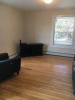 UNE/USM - 2024 to 2025 - Heated & Furnished 2 Bedroom