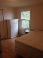 UNE/USM - 2024 to 2025 - Heated & Furnished 2 Bedroom