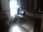 Small 2bdrm, AC,stainless,lighting, March 1st,parking,laundry