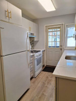 2 BEDROOM APARTMENT BROADWAY @ 48STREET