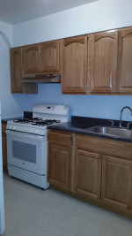 LARGE 2 BEDROOM APARTMENT @ 47 19 NEWTOWN