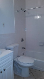 LARGE 2 BEDROOM APARTMENT @ 47 19 NEWTOWN