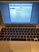 Apple macbook air 11.6” 64gb