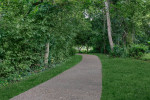 1 Bed, Beautiful Landscaping, in Laurel MD