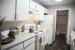 Wonderful 1 bed / 1 bath in prime location! Close to everything!