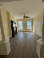 Spacious Three Bed Rooms - Center Square