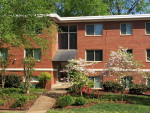 Dog and Cat-Friendly 850 SqFt 2 Bed / 1 Bath! Pets Welcome Here!