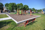Rent a 916 sqft 2 bed / 1 bath with washer & dryer!