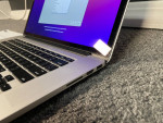 2015 MacBook Pro 15" Laptop Quad-Core i7 2.2 GHz 16GB RAM 256GB SSD