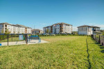 Plenty of space and amazing views from this 862 sq ft 1 bed/1 bath!