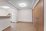 Toledo-Beautiful 2 Bed 1 Bath Upper