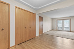 Toledo-Beautiful 2 Bed 1 Bath Upper