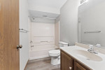 Toledo-Cozy 2 Bed 1 Bath Upper
