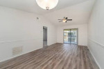 2/BD, Wood-Style Vinyl Flooring, Cable Ready