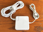 Apple 60W MagSafe Power Adapter (for MacBook and 13-inch MacBook Pro)