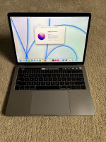 MacBook Pro 13” Touchbar i7