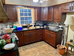 7 Jackson Ave, Batavia, NY 14020