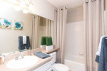 Fantastic location! A spacious 1274 sq ft 3 bed is waiting for you!