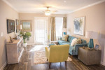 1 Bed / 1 Bath. You'll love our convenient location! Walk to campus!