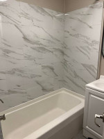 Off Street Parking (fees apply), Walk to Shops, 3bd 1ba
