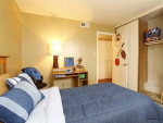 Beautiful and bright 2 bd 1.5 ba! Don't miss out on this stunning view