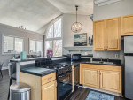 1BD 1BA, In Yorktown, On-site laundry facilities