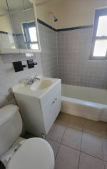 Great 2 Bedroom, 1.5 Bath APT for Rent