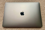 Apple MacBook Air M1 + Brydge Vertical Dock + Brydge Stone II USB Hub