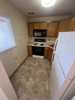 Large 1 bedroom unit in downtown Boone, utilities included! - $595