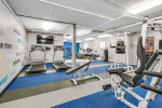 Studio in prime Alexandria neighborhood