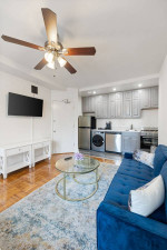 Near Lincoln Park-2Mo FREE! In-unit W/D, Dishwasher, A/C, Gym, Bike Rm