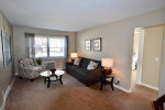 1 and 2- bedroom! Great location! Shopping, Dining, University nearby!