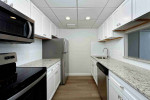 892 Sq Ft, 2 Bed/1 Bath apt ready to show! Lenox Club