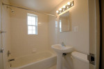 Space to Thrive: Inviting 2BR/1BA Awaits!