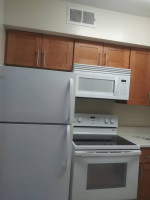 Beautiful Studio in a great neighborhood! Ready to view now!
