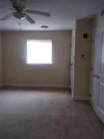 Beautiful Studio in a great neighborhood! Ready to view now!