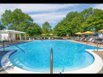 Shimmering Swimming Pool, in Fredericksburg VA, 2B/2.5B