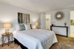 2 BR/2 BA that'll make your pet's tail wag! Pet-loving community.