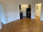 Upper Floor 1 Bedroom in Mount Vernon Mid-Town! *Free Rent Specials*