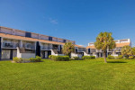1/BD 1/BA, Gated Community, Laundry Facility