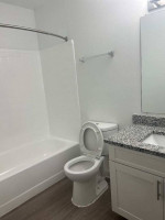 Fantastic neighborhood! Great 2 bed, 2 bath, 975 Sq Ft!
