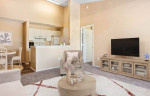 Wonderful 1 bed / 1 bath in prime location! Close to everything!