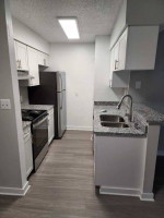 Make yourself at home in our quiet 650 sq ft 1 bed / 1 bath!